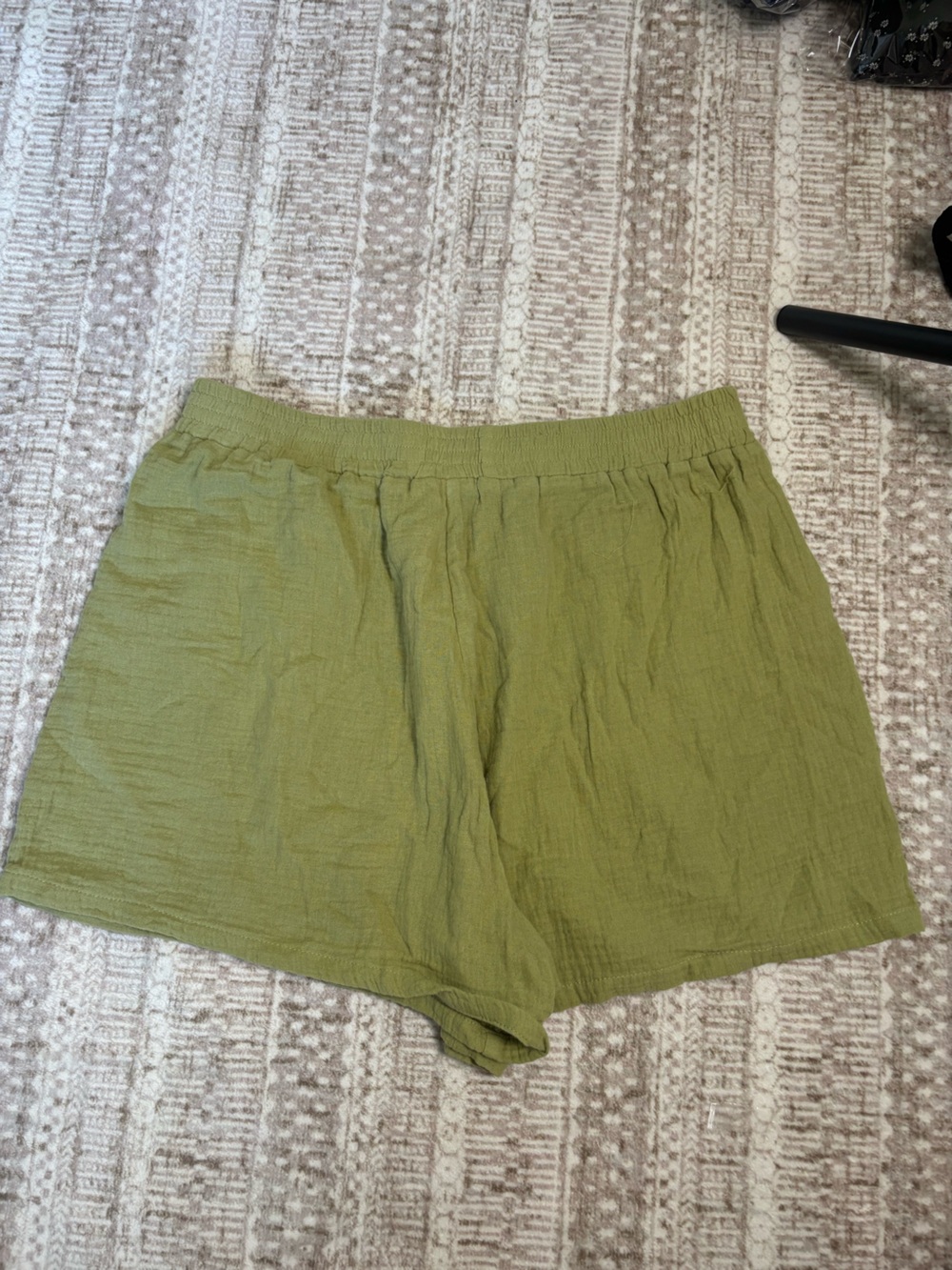 Lush Green Cotton Lounge Shorts Elastic Waist Patch Pockets Women's Size L